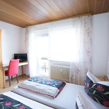 Hotel Fantastic Neckartenzlingen Esterno foto